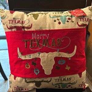 NWT Decorative Christmas pillow, MERRY TEXMAS embroidered on removable sleeve